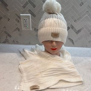 UGG Accessories Ugg White Hat Scarf Set New Poshmark